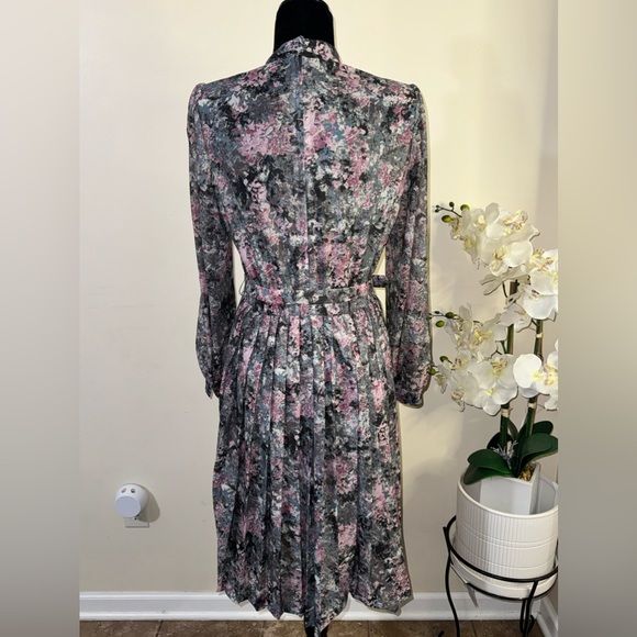 EUC- D’Allaird’s Vintage Floral Dress - Picture 6 of 12